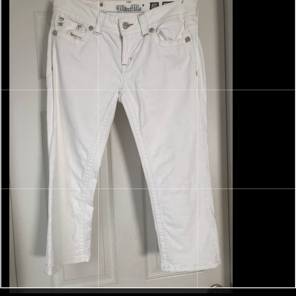 Miss me white capris 29